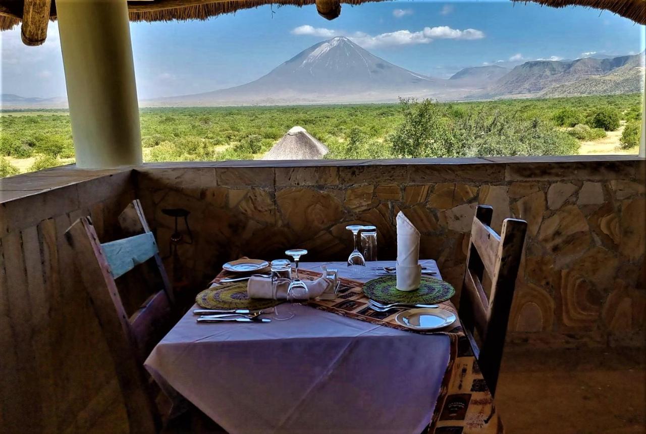 Africa Safari Lake Natron Camping Mtowabaga Exteriör bild